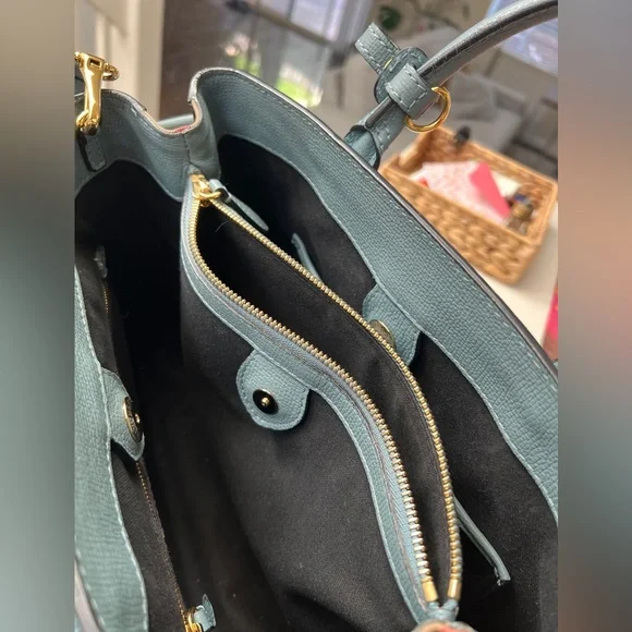 The Banner Burberry Handbags- Detachable crossbody - Picture 8 of 12